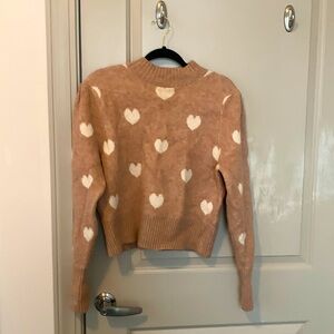 Lush puffed sleeve heart sweater size M